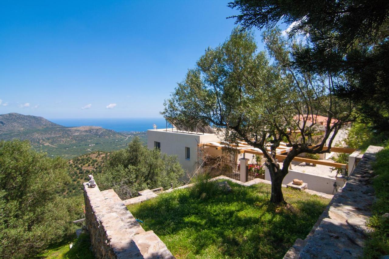Villa Dio Petres Kroustas Exteriör bild